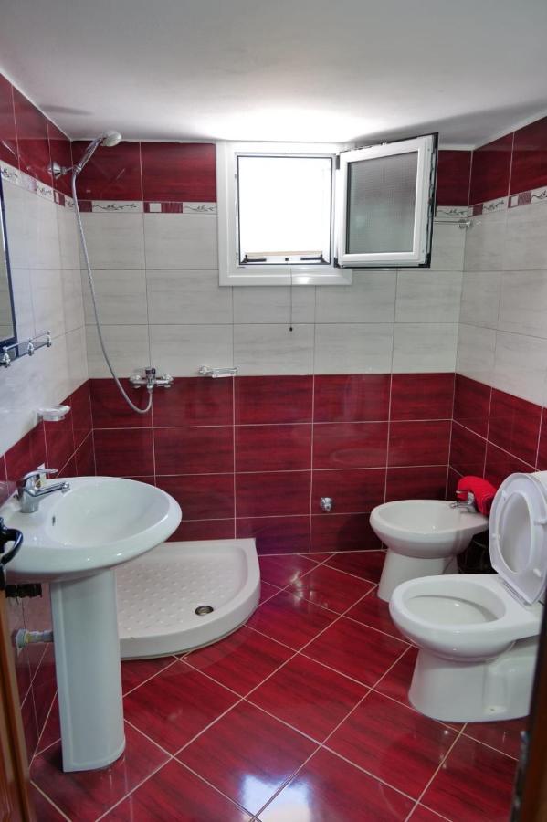 Vila Ervin Second Floor Ksamil Exterior photo